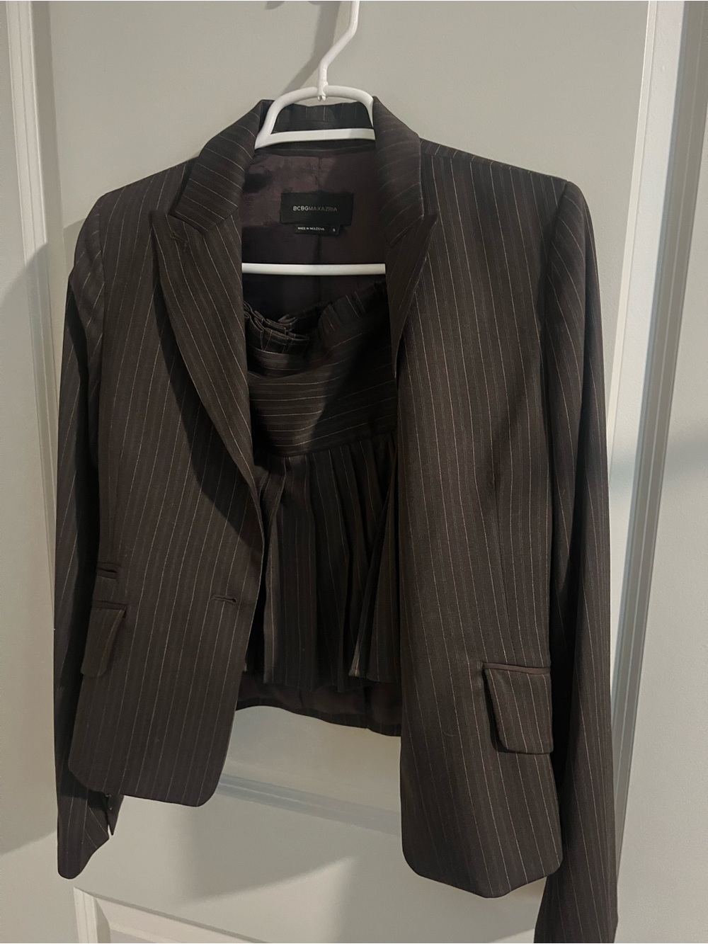 BCBGMAXAZRIA Brown Pinstripe Women's Blazer and skirt
